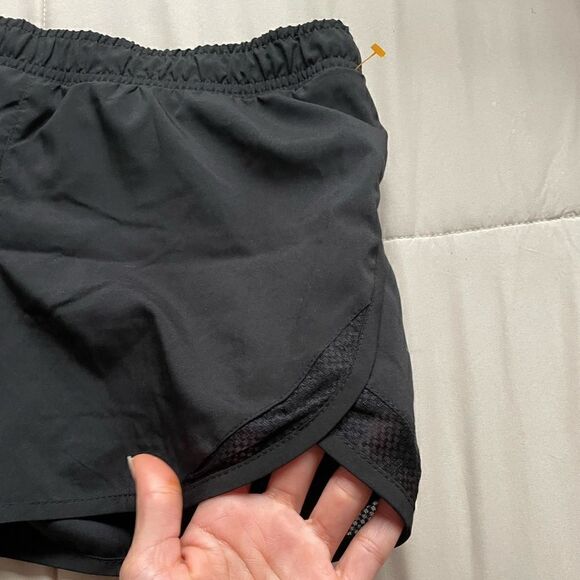 Old Navy Go Dry Gym Shorts - Picture 10 of 11